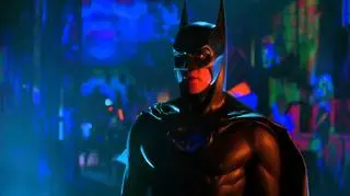 Val Kilmer w filmie "Batman Forever", który podzielił widzów, ale zarobił wielkie pieniądze