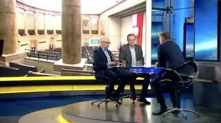 Krzysztof Łapiński i Antoni Dudek w "Faktach po Faktach"
