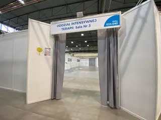 Szpital tymczasowy na terenie Targów Kielce