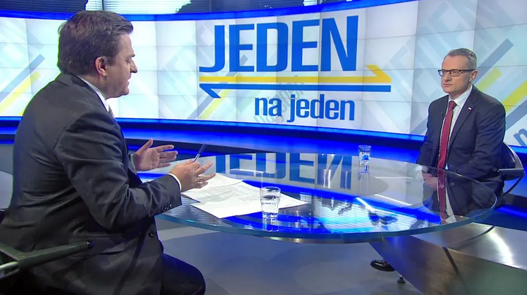 "Donald Tusk ponosi odpowiedzialność polityczną"