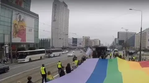 3008N142X LGBT
