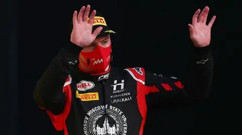 Przyniósł wstyd swojemu zespołowi. Rosjanin i tak pojedzie w Formule 1