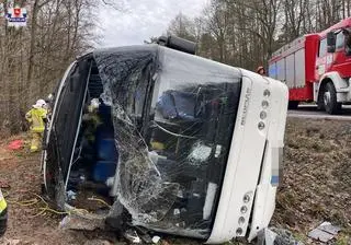 Wstępne ustalenia prokuratury sugerują, że kierowca przysnął za kierownicą