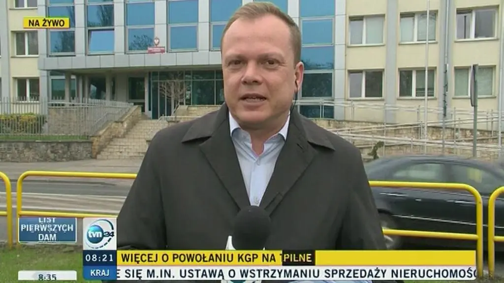 Palił marihuanę w oku kamery 
