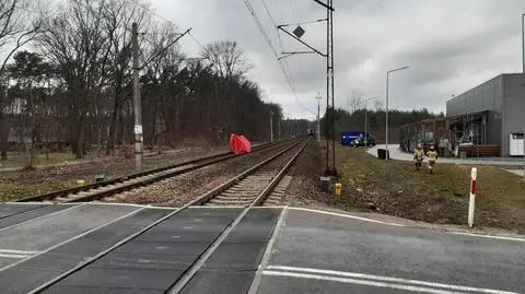 Nie żyje 37-letni mężczyzna potrącony przez pociąg