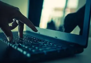Wicepremier: należy natychmiast zaprzestać korzystania z tego oprogramowania