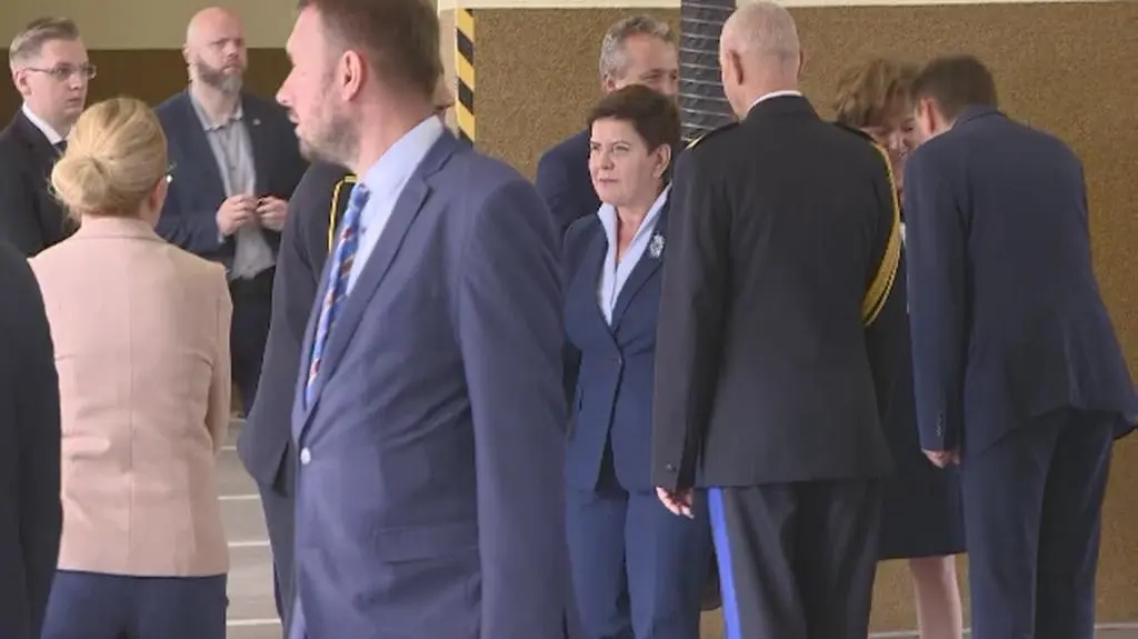 Beata Szydło nie reaguje na pytanie o Westerplatte