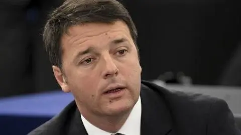 Włochy. Renzi straszy dymisją. "Ja w bagnie nie zostanę"