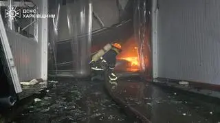 Walka ze skutkami rosyjskiego ostrzału w Charkowie  