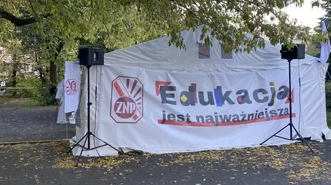 Nauczyciele w miasteczku o edukacji obywatelskiej