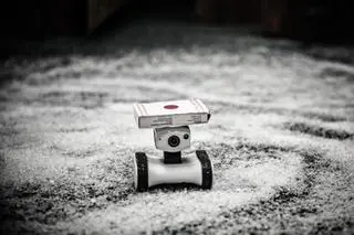 Aborcyjny robot na scenie Teatru Powszechnego w Warszawie