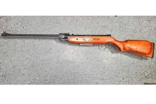 Wiatrówka, z której padły strzały