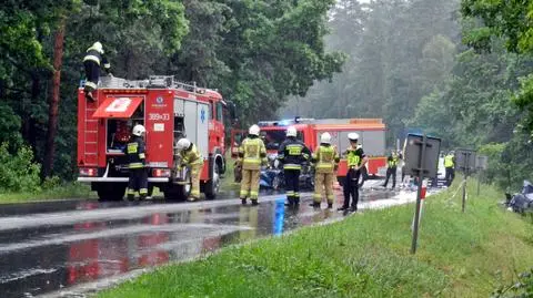 W sobotę pijany kierowca doprowadził do śmierci rodziców trzech małych dzieci spod Stalowej Woli