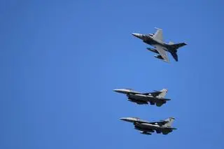 Amerykańskie myśliwce F-16