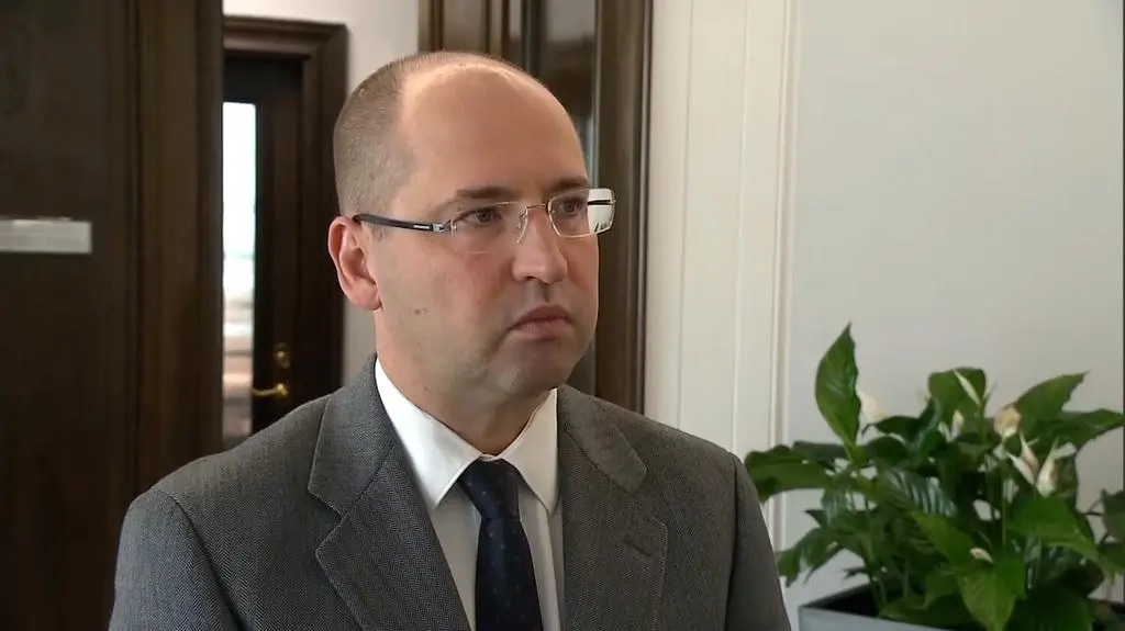 Wszystkich obowiązują przepisy drogowe również parlamentarzystów.