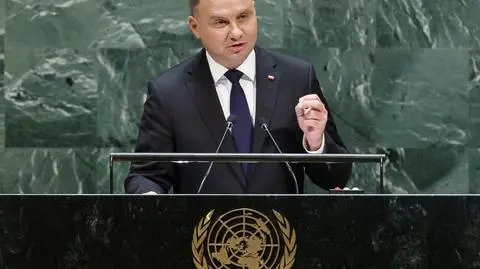 Istnieje dzisiaj pokusa kupowania czasu pokoju przez bierność i uległość