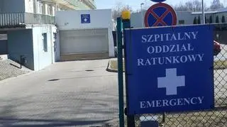 Pacjent czeka, bo chirurg szyje rany pijanego. "Należy coś zrobić"