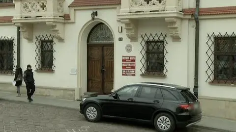 W Rzeszowie odwołano imprezy masowe. "Są idealną pożywką dla wirusa"