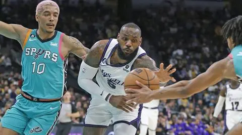 Jeremy Sochan kontra LeBron James. Dobry mecz przeciwko Lakers