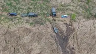 The army took up the aircraft extraction campaign