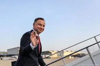 Andrzej Duda w drodze do Tokio