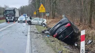 Tragiczny wypadek. 85-latek zginął w zderzeniu dwóch samochodów 