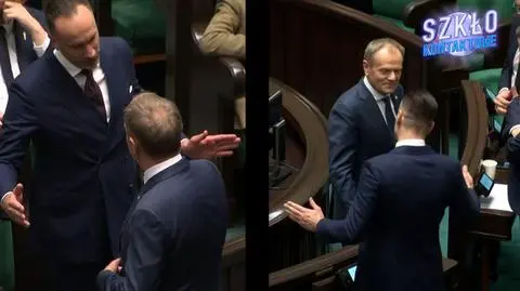 Kamery wychwyciły rozmowę Janusza Kowalskiego z Donaldem Tuskiem. Poseł zdradził, o czym rozmawiali