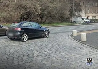 Samochód zatrzymany do kontroli