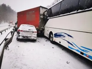 Zderzenia na A6