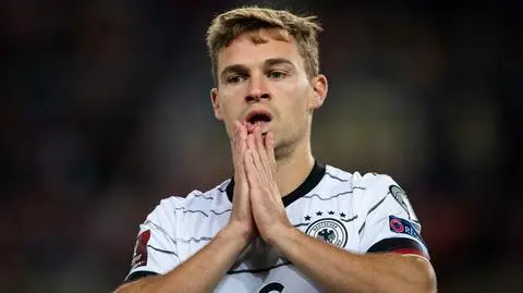 Niezaszczepiony Kimmich w ogniu krytyki. "Błędne przekonanie"