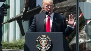 Polacy słuchają przemówienia Trumpa