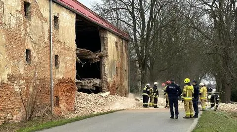 Zawaliła się ściana spichlerza
