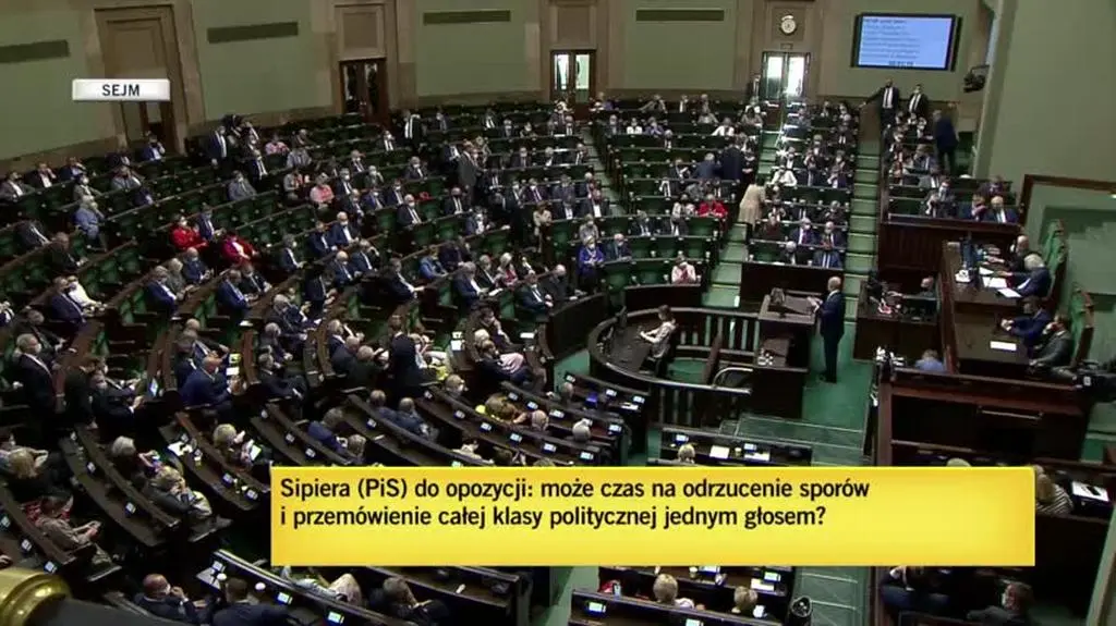 Tomasz Siemoniak na mównicy