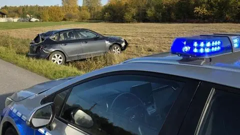Samochód prowadzony przez 36-latkę wpadł z drogi