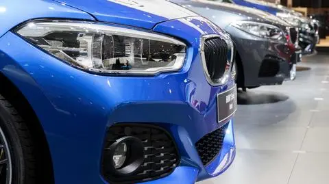 samochody bmw shutterstock_571521265