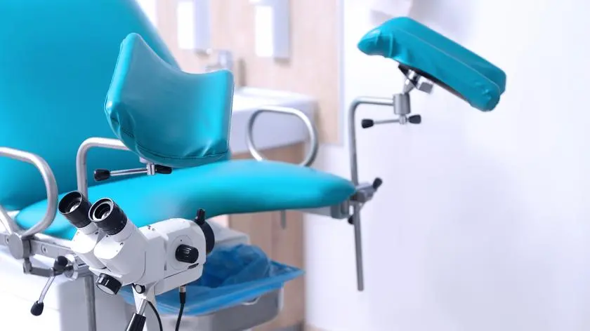 Nagrania z gabinetów ginekologicznych trafiły na strony z pornografią