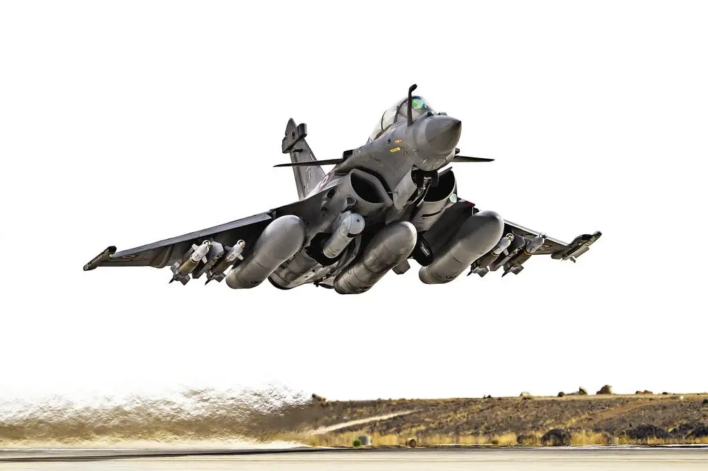Myśliwiec Rafale (zdjęcie archiwalne)