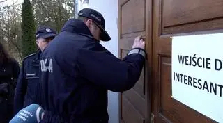 Wezwana została policja 