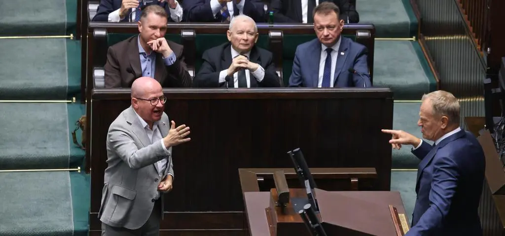 Gorąco w Sejmie. Najnowsze informacje i komentarze