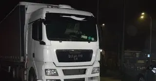 Ciało mężczyzny znaleziono przy ciężarówce na parkingu w Chełmie 
