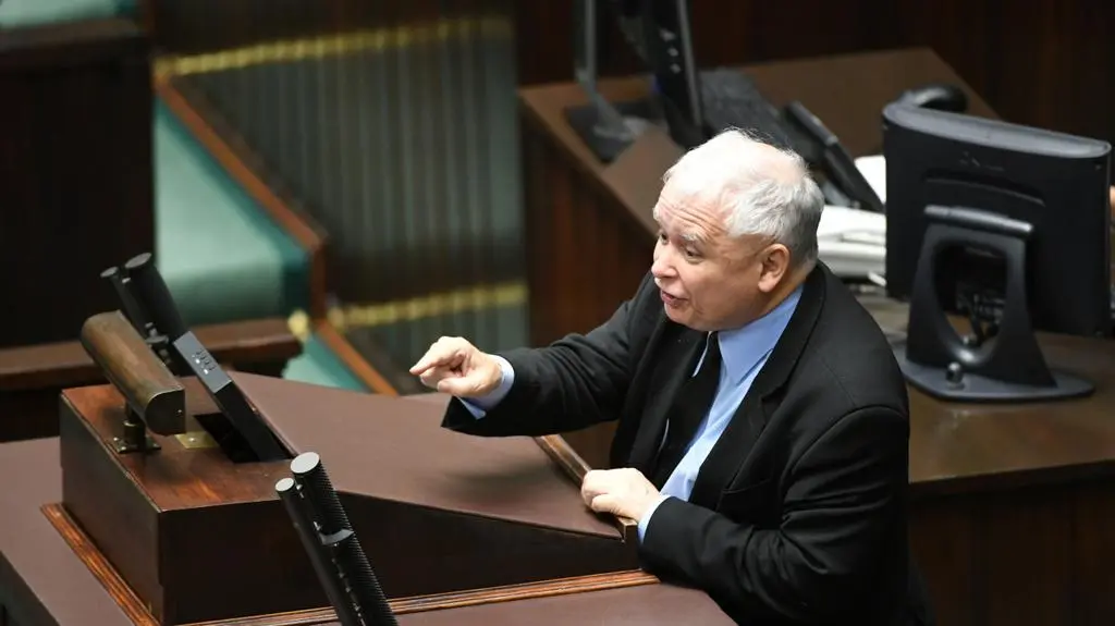 Kaczyński: nie wycierajcie mord zdradzieckich nazwiskiem mojego brata