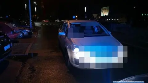 Jeździł po mieście, próbował uciekać przed policją. "13-latkowi nie chciało się spać, postanowił się przejechać"