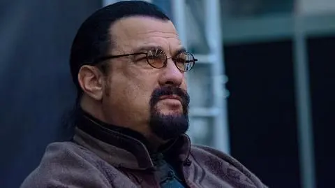 Steven Seagal chce "pogodzić" Moskwę i Tokio w sprawie spornych wysp