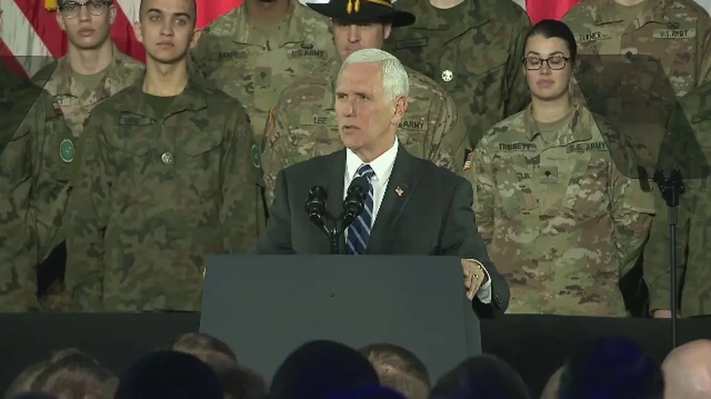 Całość przemówienia Mikea Pencea