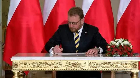 "Agencja Badań Medycznych powstała w jednym celu: żeby wyprowadzać pieniądze"