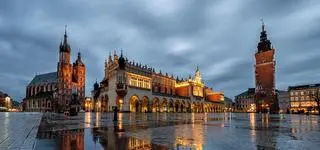 shutterstock_2137895843