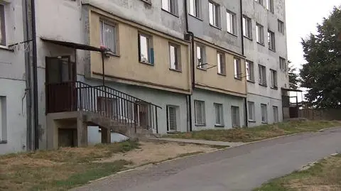 Trzylatek wypadł z okna bloku w Jastrzębiu-Zdroju