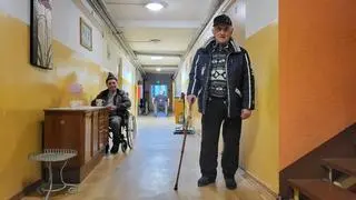 Mieszkańcy schroniska dla bezdomnych mężczyzn w Sanoku 