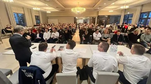 Michał Kołodziejczak podczas spotkania z rolnikami