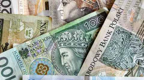 16-latka miała oddać pieniądze i biżuterię oszustom